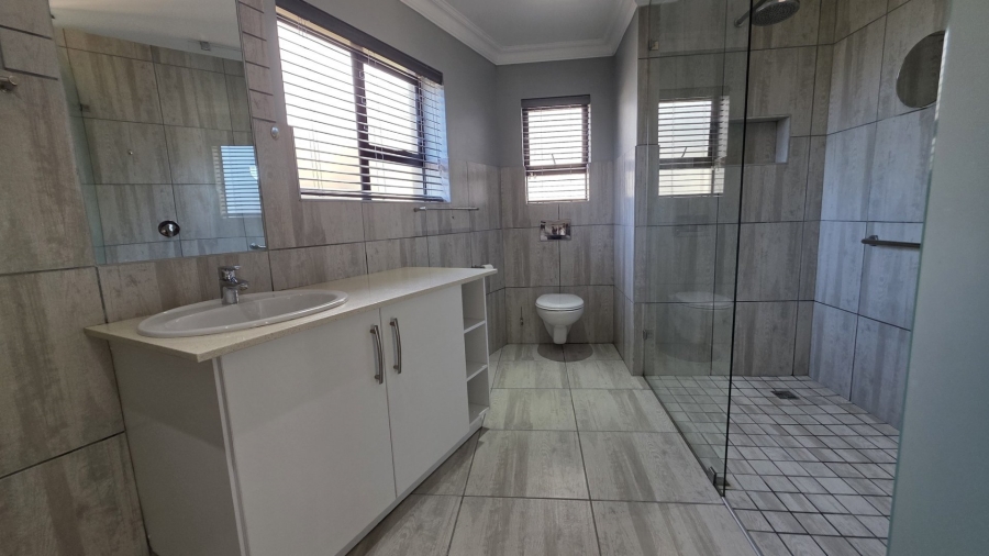 3 Bedroom Property for Sale in Hartenbos Central Western Cape